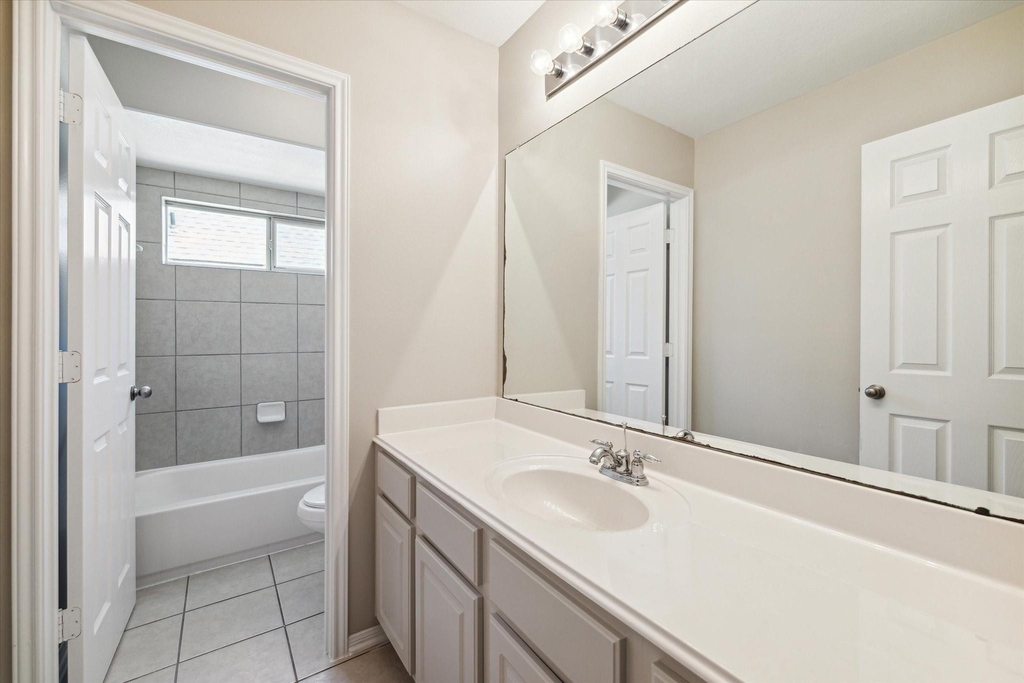 30507 Russell Point Drive - Photo 27