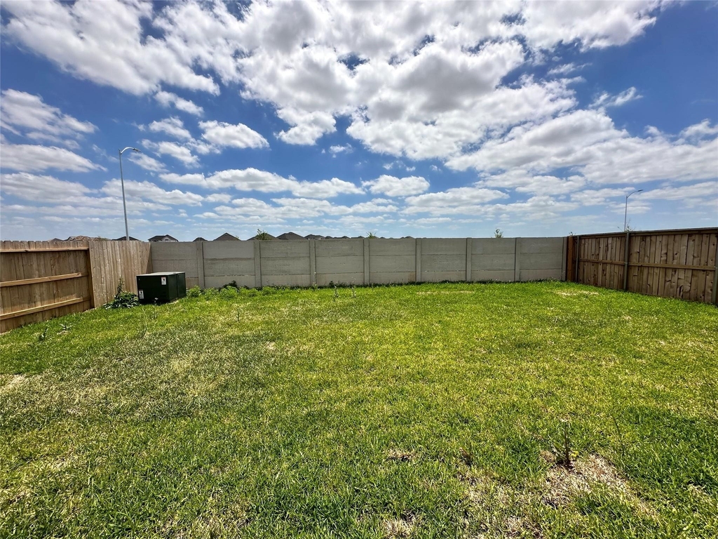 6726 Violet Clover Avenue - Photo 35