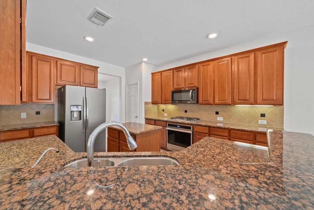 25210 Doves Gate Court - Photo 11