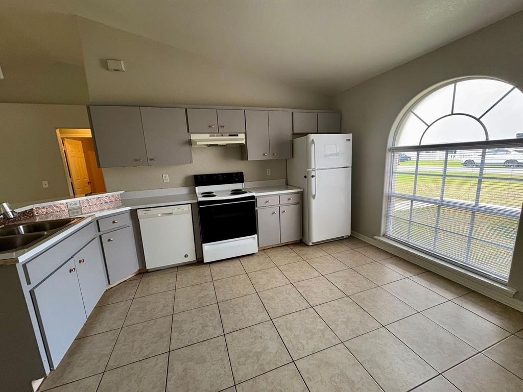 609 Tamarin Lane - Photo 10
