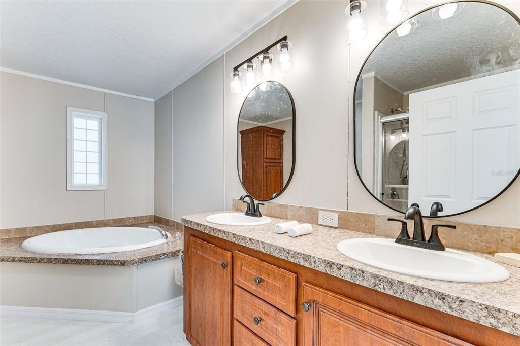 8125 Shelley Trail - Photo 11