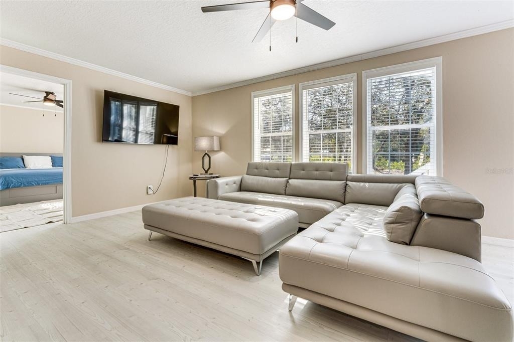 8125 Shelley Trail - Photo 7