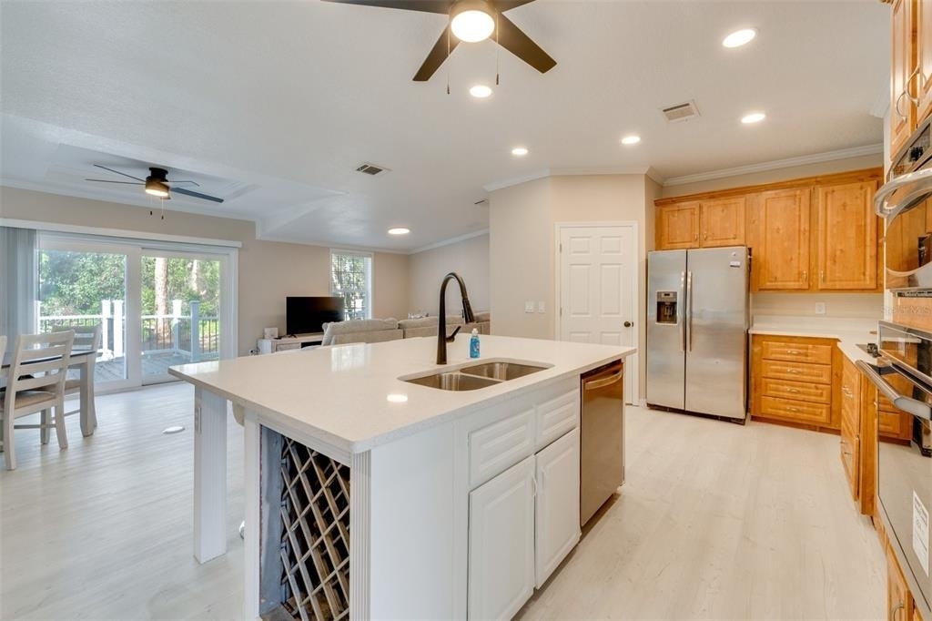 8123 Shelley Trail - Photo 2