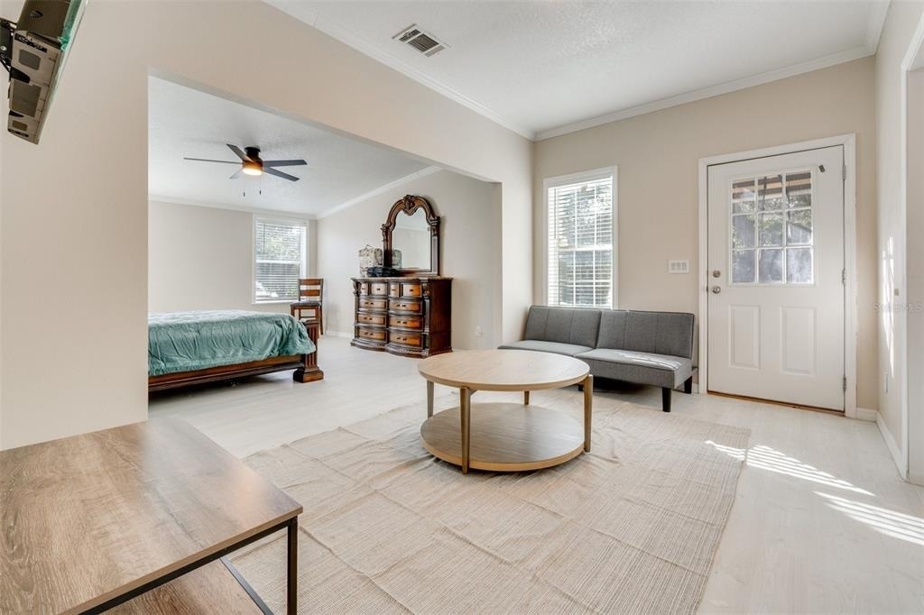 8123 Shelley Trail - Photo 9