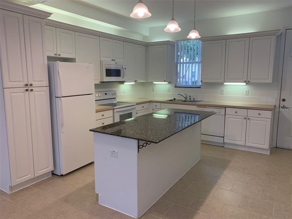 2080 Heritage Key Boulevard - Photo 6