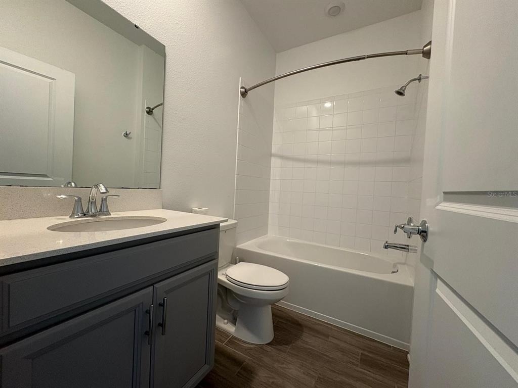 2710 Slash Way - Photo 13
