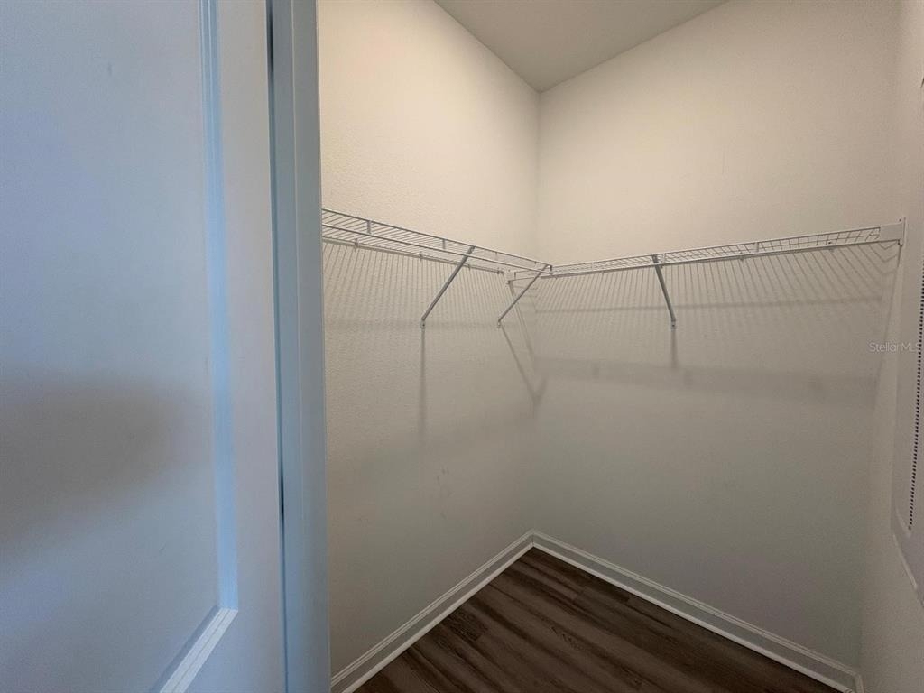 2710 Slash Way - Photo 8