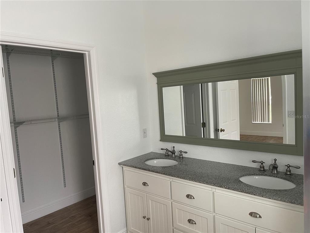2942 Conner Lane - Photo 3