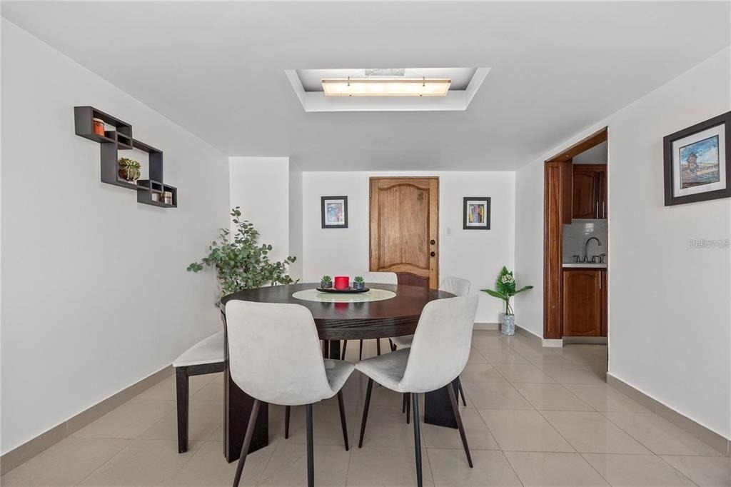 14 Calle Marseilles - Photo 2