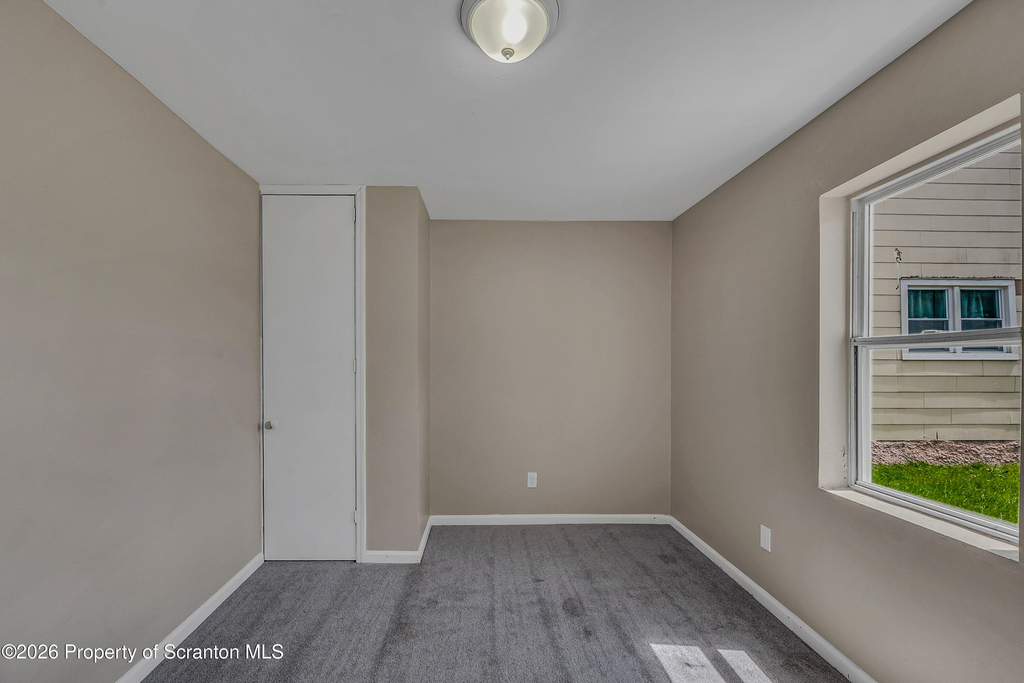 314 Willow - Photo 2