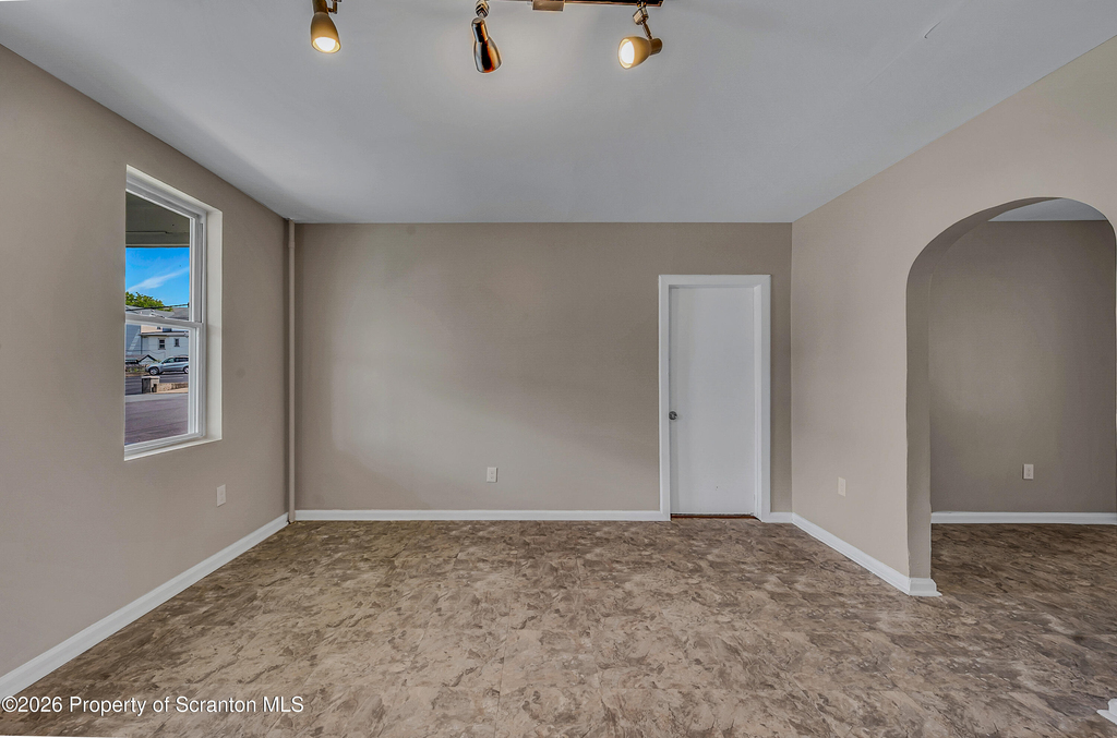 314 Willow - Photo 7
