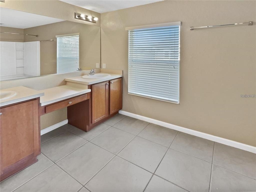 4970 Sw 45th Street - Photo 8