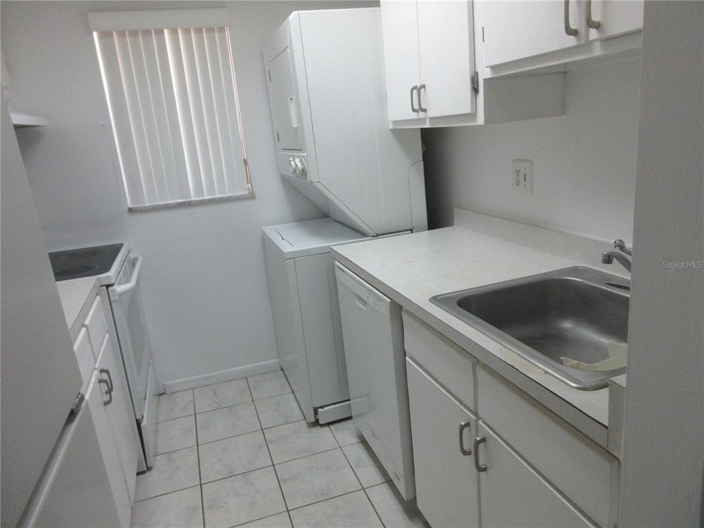 2410 Se 16th Avenue - Photo 3
