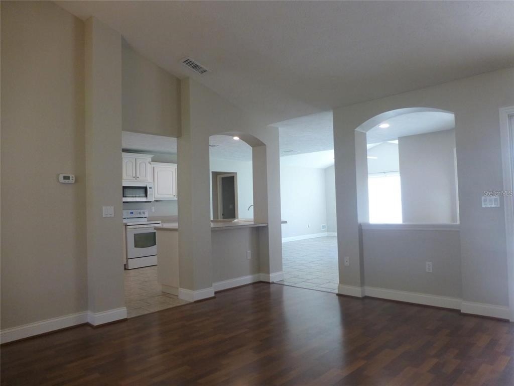 1311 Se 39th Court - Photo 8