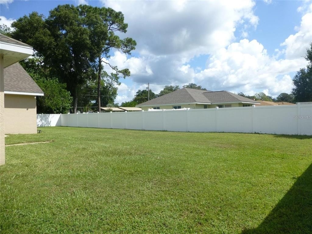 1311 Se 39th Court - Photo 22