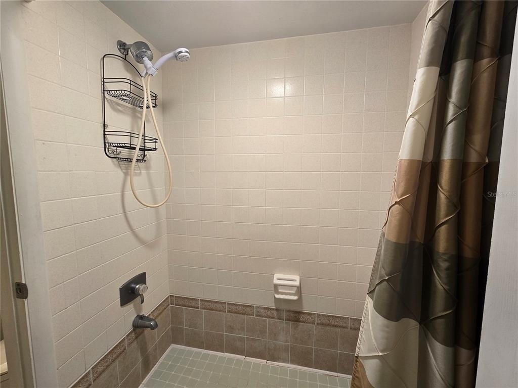 608 Midway Drive - Photo 13