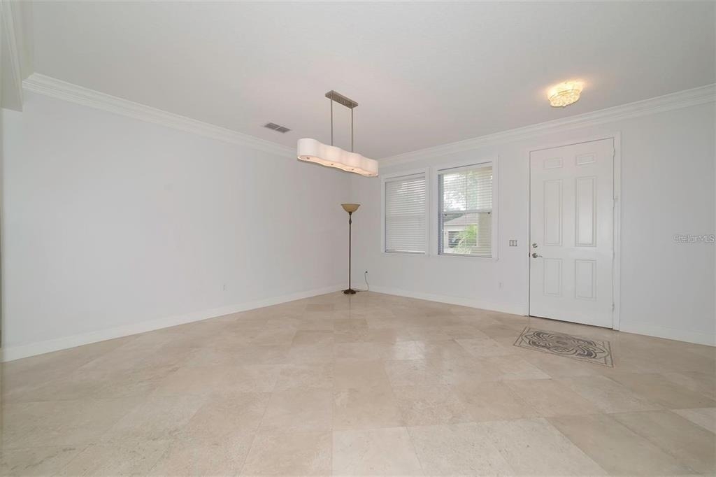 10124 Malpas Point - Photo 4