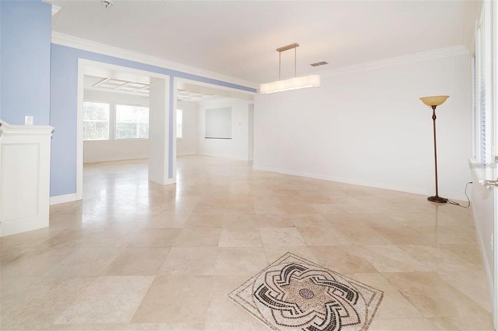 10124 Malpas Point - Photo 3
