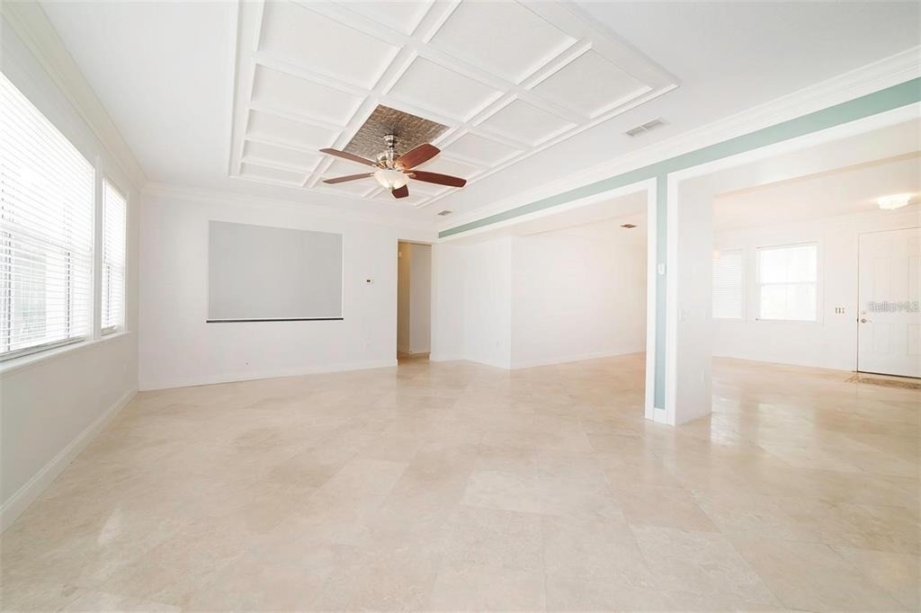 10124 Malpas Point - Photo 2