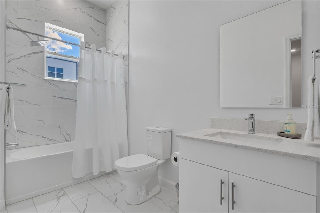 395 Famagusta Drive - Photo 14