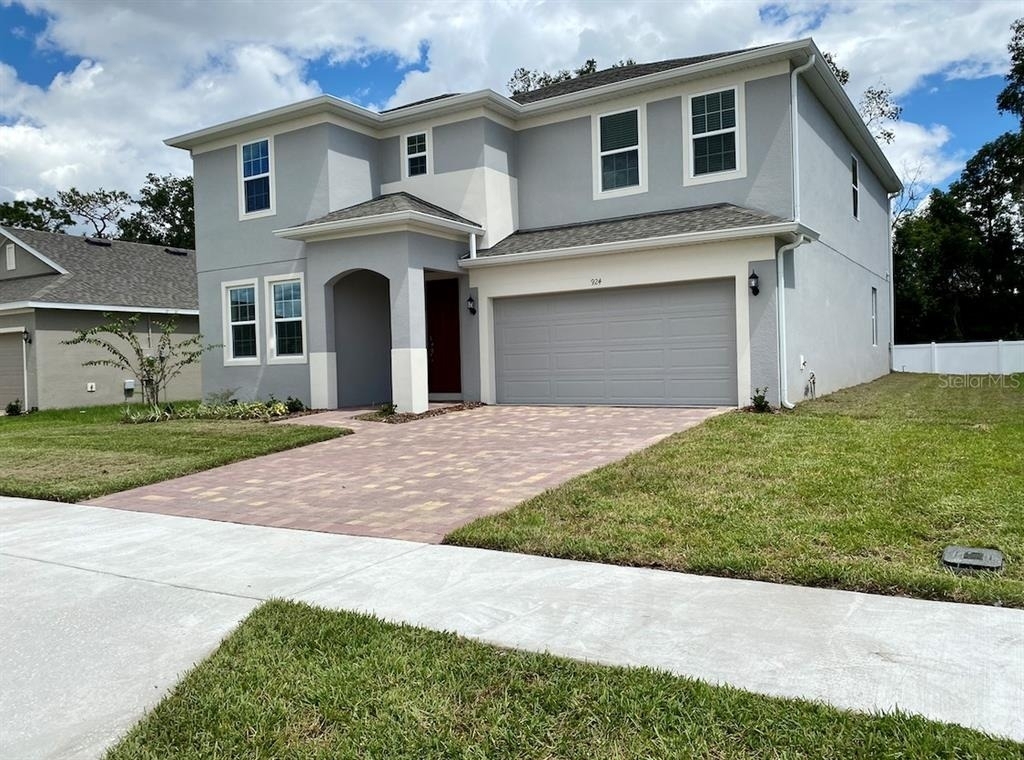 924 Avenal Lane - Photo 1