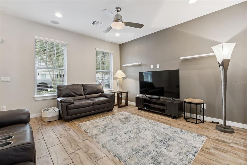 7242 Serenity Bend - Photo 10