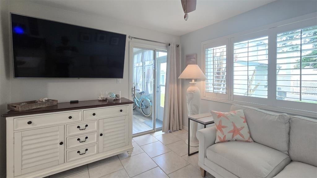 608 Beach Park Lane - Photo 16
