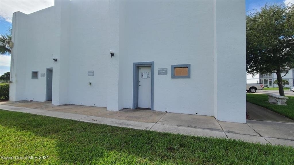 608 Beach Park Lane - Photo 50