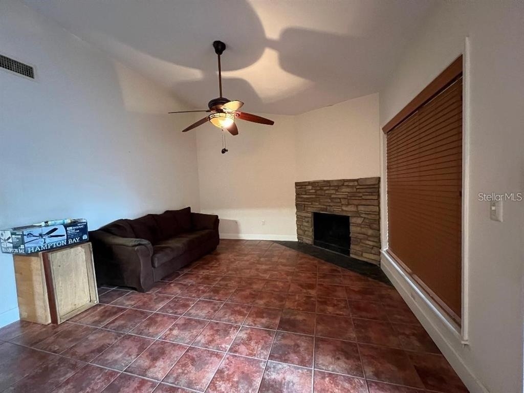 940 Douglas Avenue - Photo 4