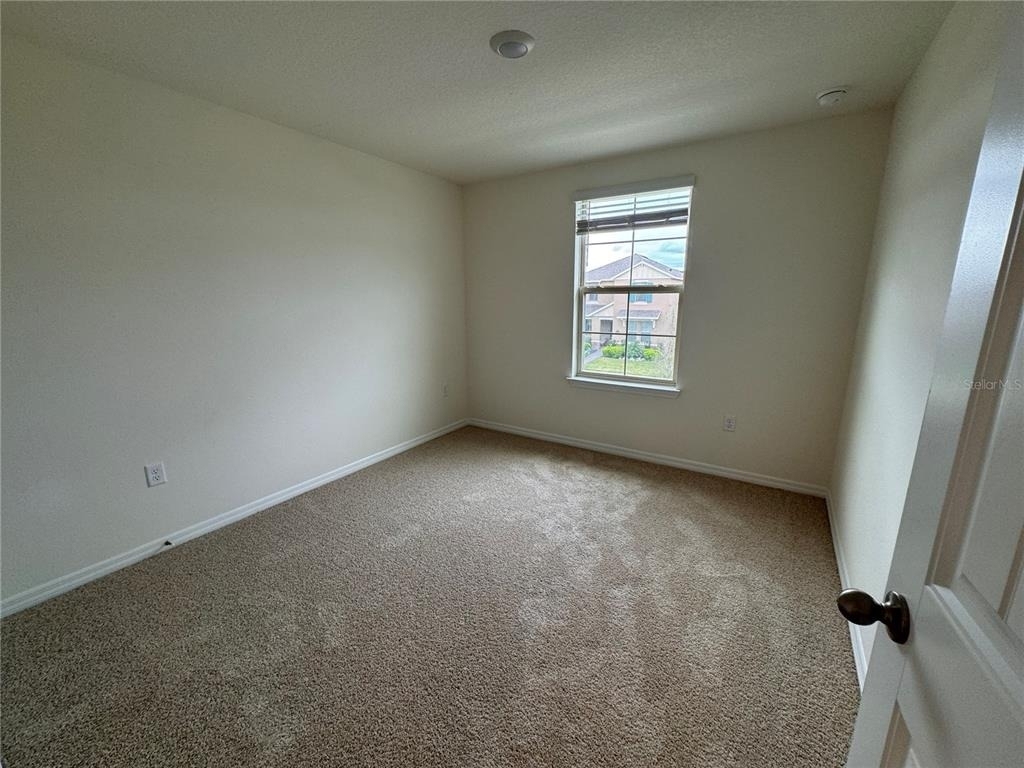 17085 Water Spring Boulevard - Photo 18