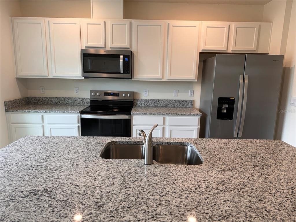 17085 Water Spring Boulevard - Photo 6