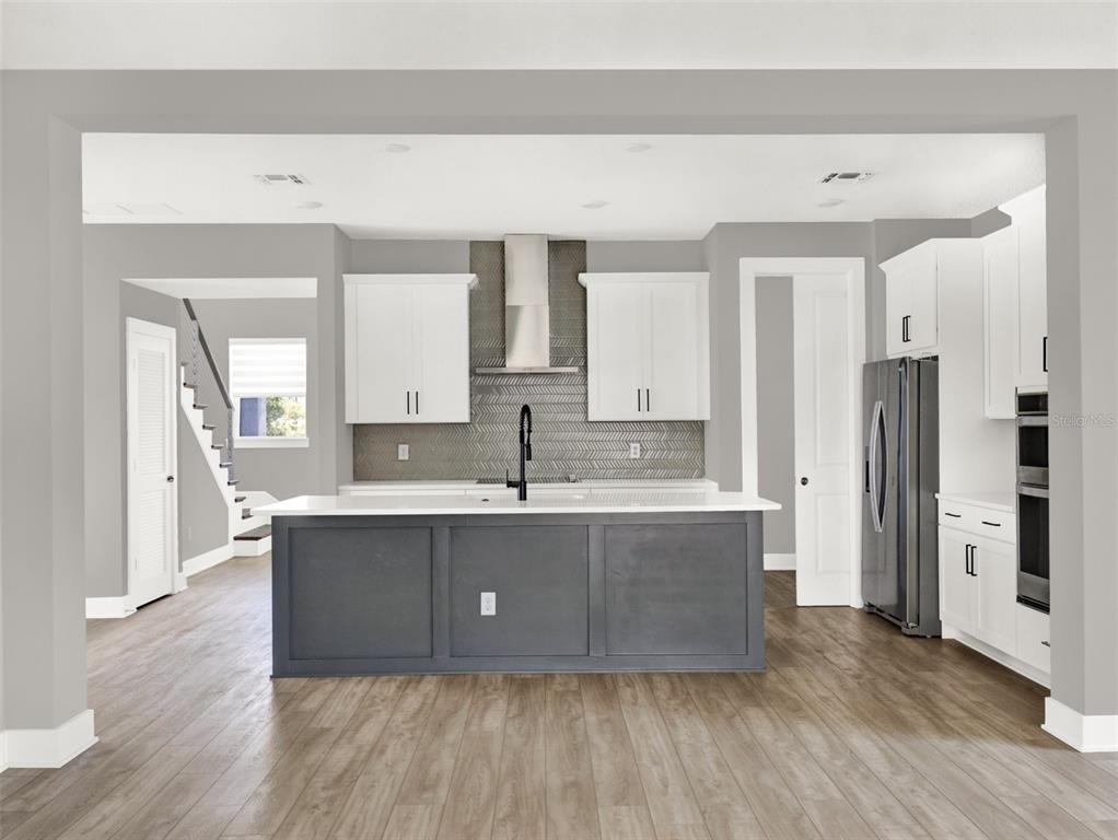 7653 Nemours Parkway - Photo 2