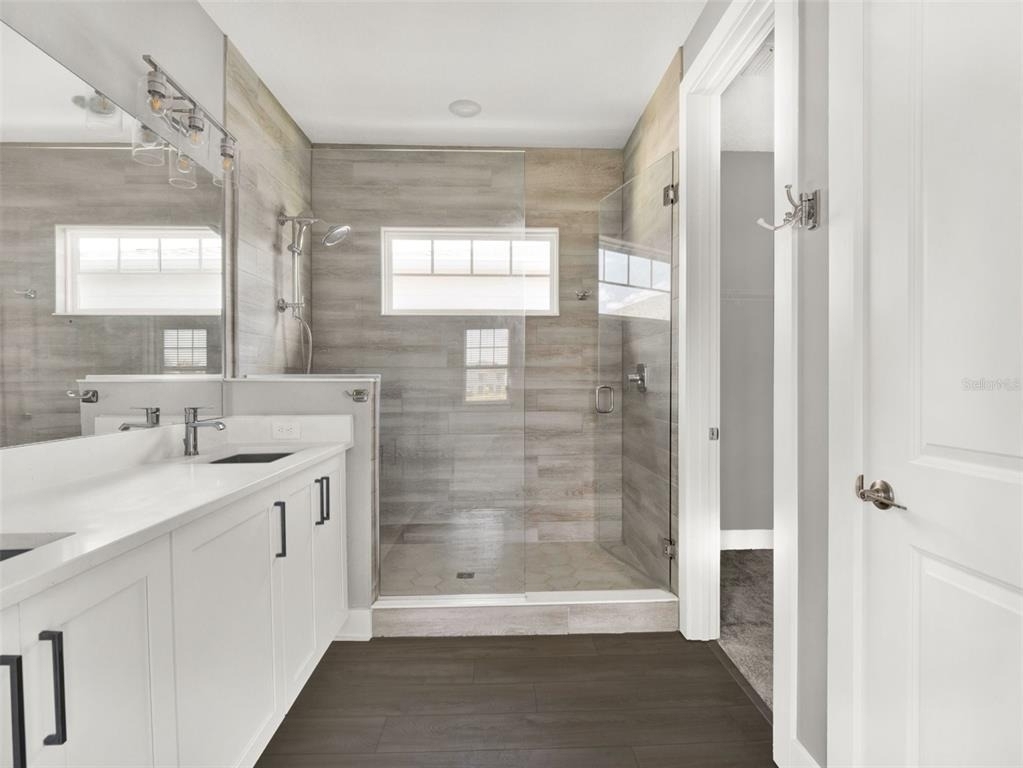 7653 Nemours Parkway - Photo 18