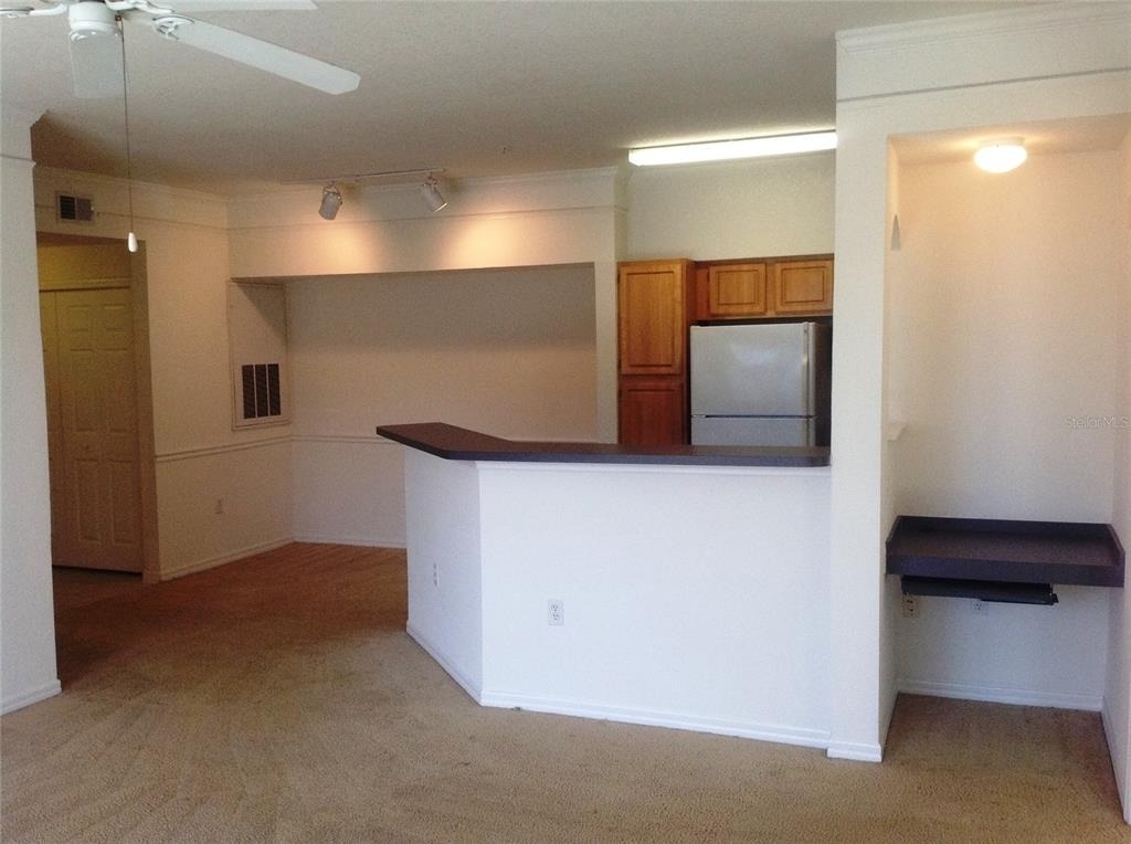 6663 Queens Borough Avenue - Photo 4