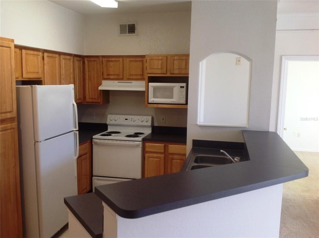6663 Queens Borough Avenue - Photo 1