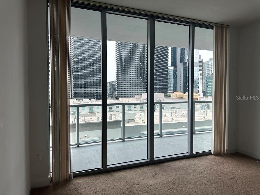 1111 Sw 1st Avenue - Photo 12