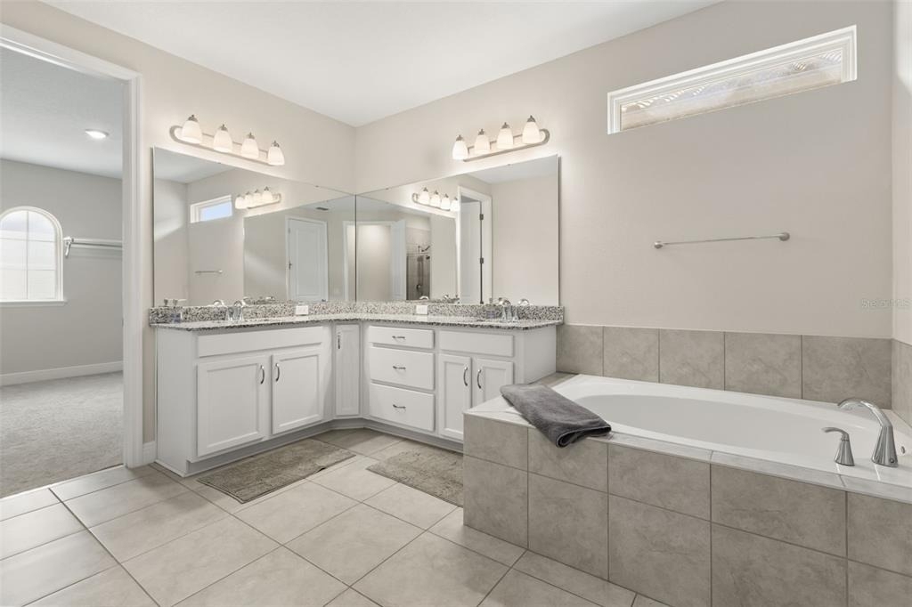 8373 Ludington Circle - Photo 31