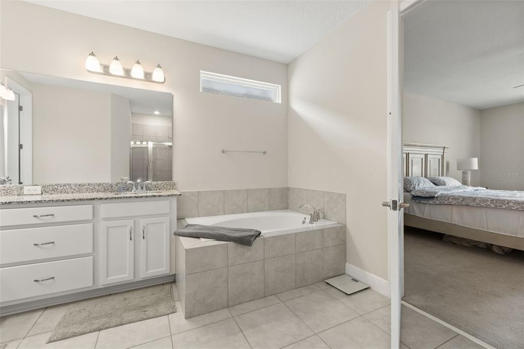 8373 Ludington Circle - Photo 32