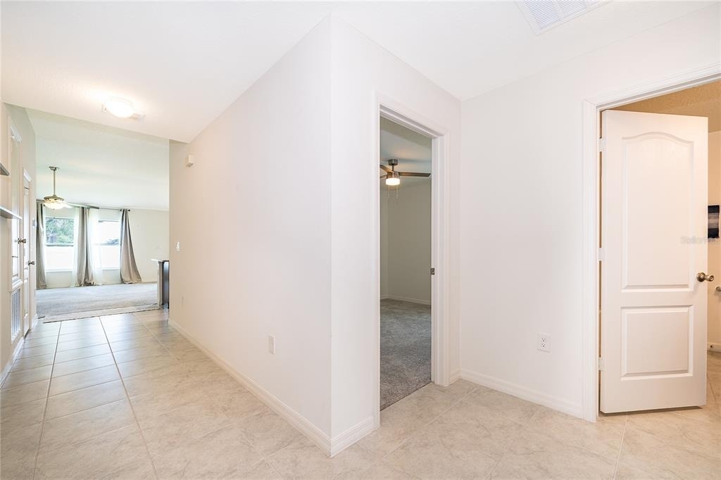 2405 Bulrush Drive - Photo 4