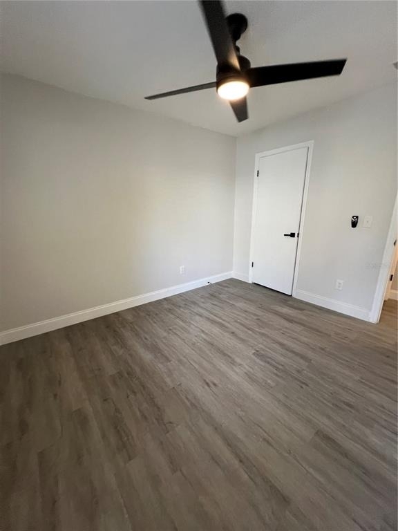 916 Robinhood Court - Photo 14
