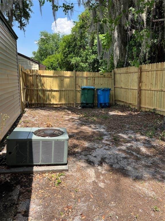 916 Robinhood Court - Photo 22