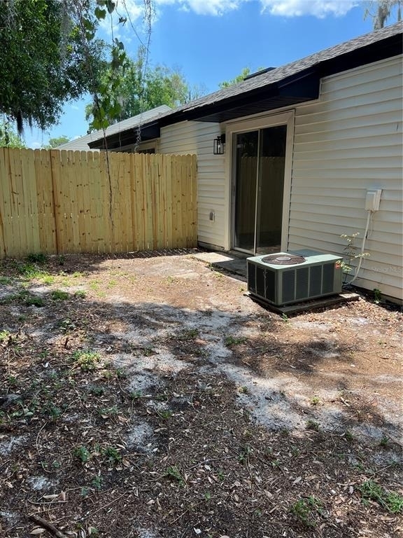 916 Robinhood Court - Photo 23