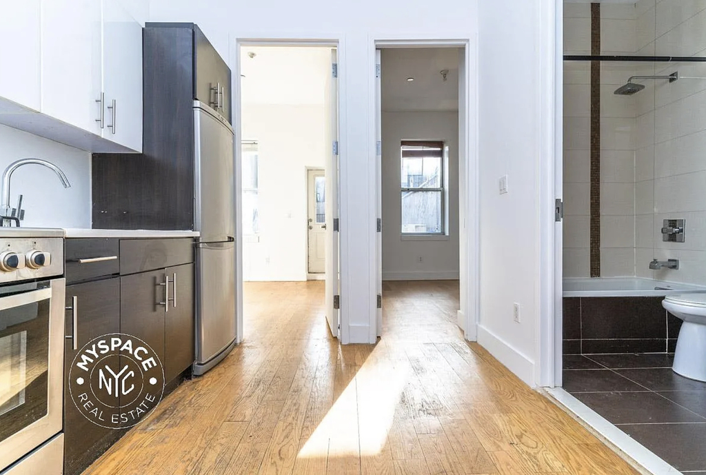 828 St Johns Place - Photo 0