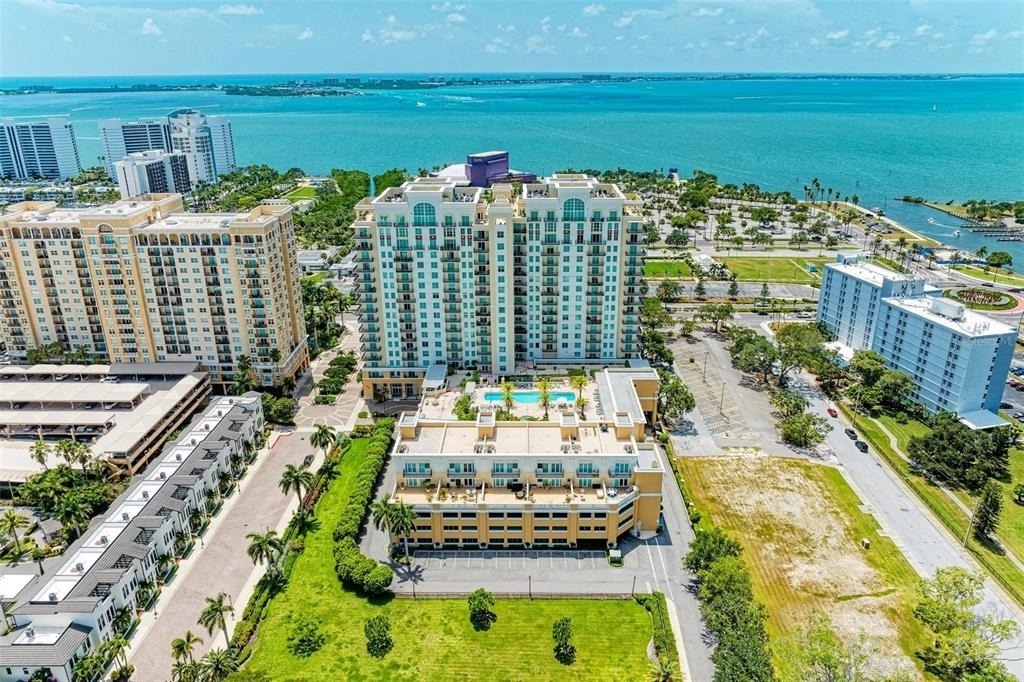 800 N Tamiami Trail - Photo 1