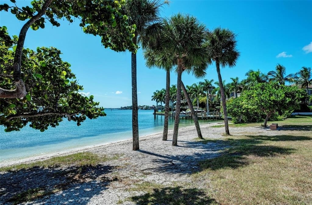 800 N Tamiami Trail - Photo 88