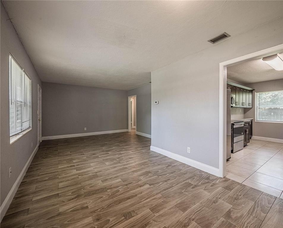 2414 Avenue A Terrace Nw - Photo 4