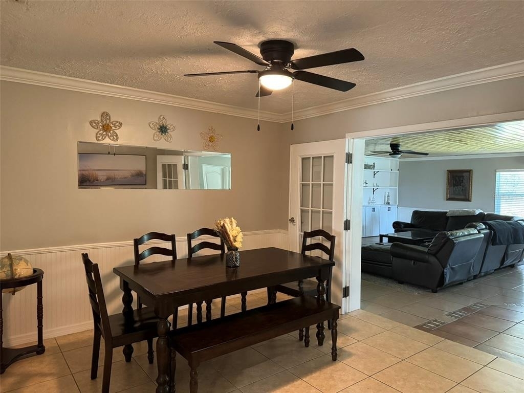 2811 Poinciana Court - Photo 5