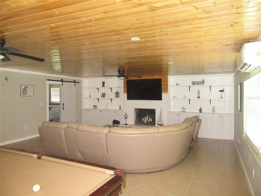 2811 Poinciana Court - Photo 9