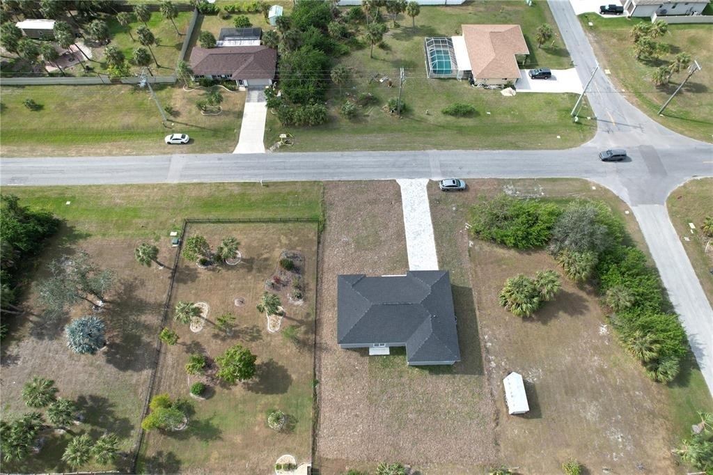 19309 Midway Boulevard - Photo 8