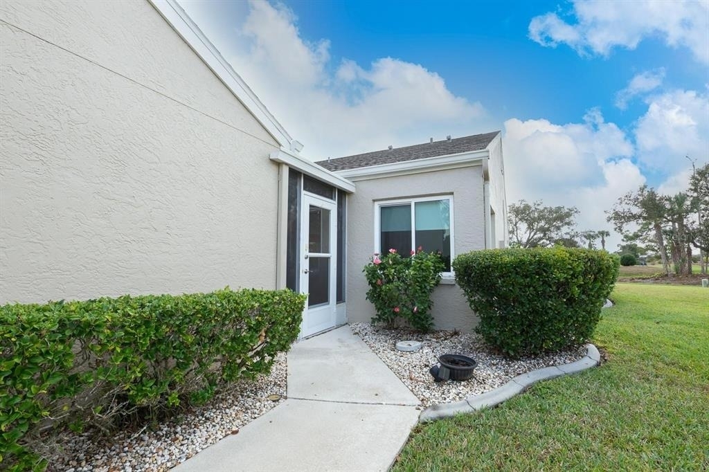 12235 Sw Kingsway Circle - Photo 1